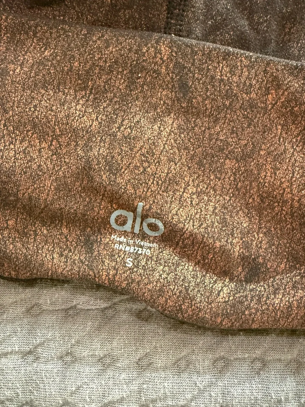 Alo Yoga Airlift High-Waist Metallic Bronze Leggings – Size S